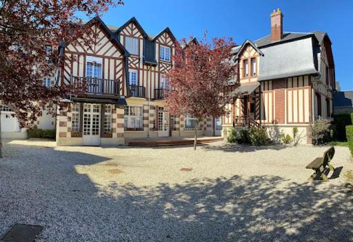 Appartement Elegant Au Coeur De Cabourg Kültér fotó